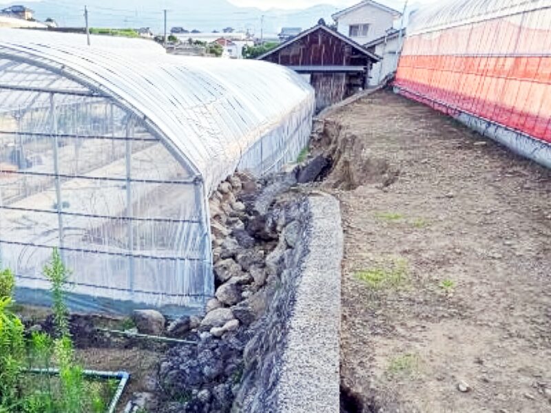 石垣の修復作業